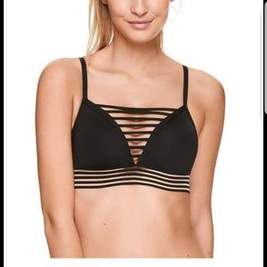 VS Pink Ultimate Ladder Front Sports Bra NWT